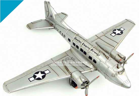 Silver Medium Scale Handmade 1940 C-47 Transport Aircraft Model