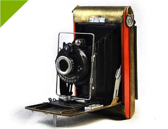 Vintage Black-Red Tinplate 1927 Compur Camera Model