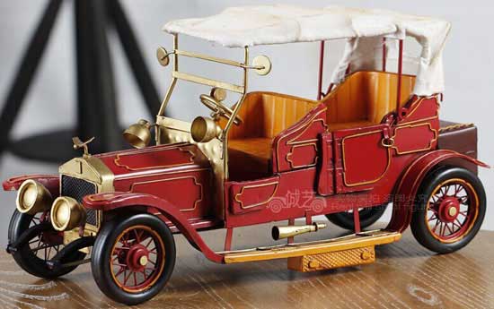 Vintage Red Large Scale Handmade Tinplate Rolls-Royce Model
