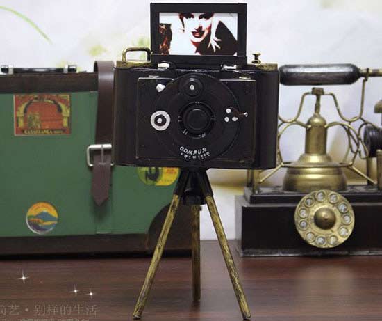 Handmade Vintage Black Tinplate Camera Model