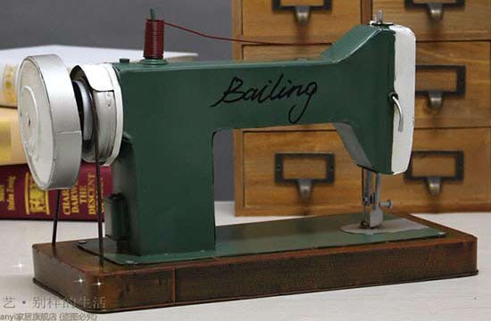 Green Tinplate Handmade Vintage Sewing Machine Model